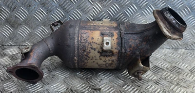 Toyota RAV 4 MK 3 2005-2010 2,2 diésel convertidor catalítico Cat 0W010 no DPF Foto 1 de 4
