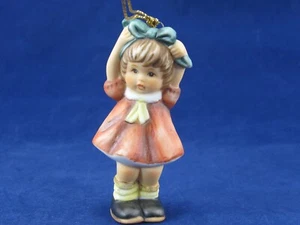 Goebel Berta Hummel THE FINISHING TOUCH BH88 Christmas Ornament 1999 Vintage - Picture 1 of 9