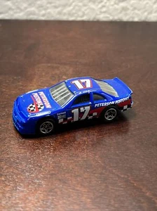 1993 Matchbox #17 Motor Sports Ford Thunderbird Stock Car Peterson Pistons - Picture 1 of 4