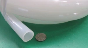 Tubo LLDPE natural: 0,750" OD x 0,6" x 0,075" pared x bobina de 100 pies - Imagen 1 de 5