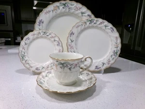 NORITAKE BROOKHOLLOW PLACE SETTING NEW - Picture 1 of 5