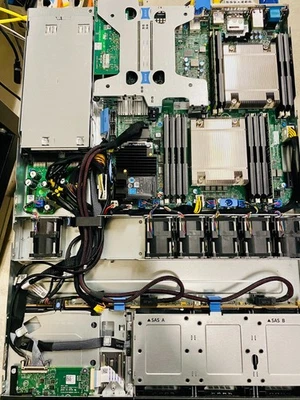 Dell PowerEdge R430 2xE5-2630 V3 2.40GHz 32GB DDR4 8x SFF 2.5 PERC H730mini - Bild 1 von 4