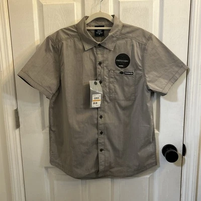 NWT Wolverine Men’s Grayson II Gray Chambray Shirt Stretch Pocket Size Small - Image 1 of 4