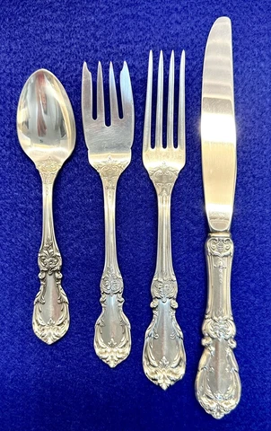 4 piece REED AND BARTON BURGUNDY Sterling Silver Place Setting Estate Gorgeous! Cover