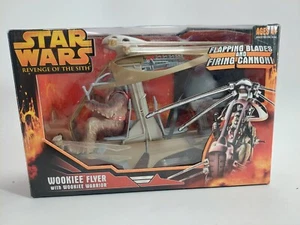 StarWars Wookie Flyer with Wookie Warrior Pilot Revenge of the Sith ROTS Vehicle - Picture 1 of 12