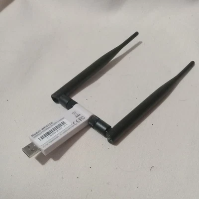 Netis Wireless N 300Mbps Long-Range USB Adapter with Two 5dBi Antennas and USB - Image 1 of 3