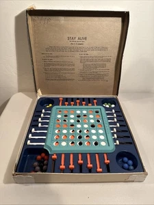 Vintage 1971 Milton Bradley Board Game Toy Stay Alive Complete Box Works - Picture 1 of 18