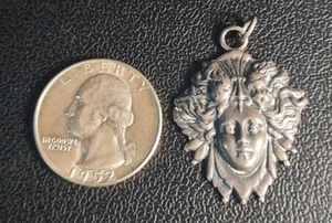 7.0 Grams Sterling Silver 925 Charm Pendant Gothic, Abstract, Modernist Medusa - Picture 1 of 7