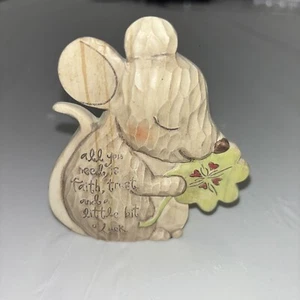 Mouse With A Clover Wooden Statue Heavenly Woods New - Picture 1 of 3
