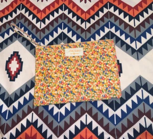 Tory Burch X Shiseido Limited Edition Wrist Bag Cosmetic Case Pouch - Picture 1 of 3