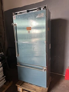 Viking 36” Built in Bottom Freezer Refrigerator 20.4 CuFt VCBB5363ERSS12 READ - Picture 1 of 16