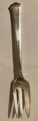 Антикварный салат Windham из чистого серебра 1923 Tiffany Co 3Tine? Вилка БЕЗ МОНОГРАММЫ - Изображение 1 из 4