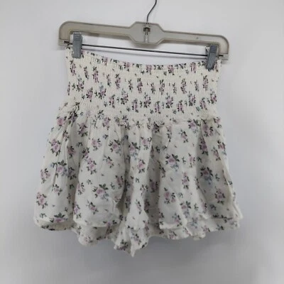 hollister shorts mujer talla pequeña tiro ultra alto blanco floral cintura elástica Foto 1 de 4