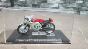 DeAgostini Mike Hailwood Honda RC 162 1961 1/24 - Picture 1 of 2