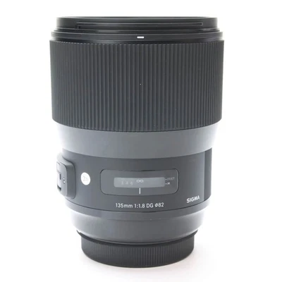 SIGMA 135mm F/1.8 DG HSM Art (for Canon EF mount) #266 - Image 1 of 4