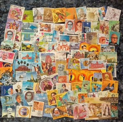 India Assorted stamps Modern  Mixture  100v Used - Image 1 of 2