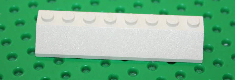 Lego White Slope 45 2x8 ref 4445 set 10215 10019 10129 10240 7676 10195 7163 ... - Photo 1/1