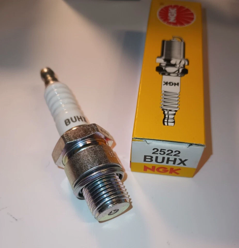 Vela de ignição NGK BUHX - Surface Gap BUHX/2522 - Imagem 1 de 1