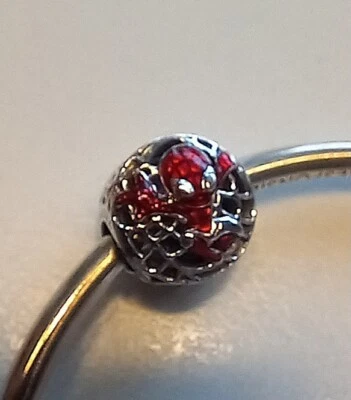 Pandora SPIDERMAN  Charm - Bild 1 von 4