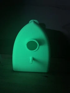 Glow In The Dark Outdoor Bird House 6x4.5x4.5 Cool Easy Mount Small Birds Unique - Picture 1 of 7