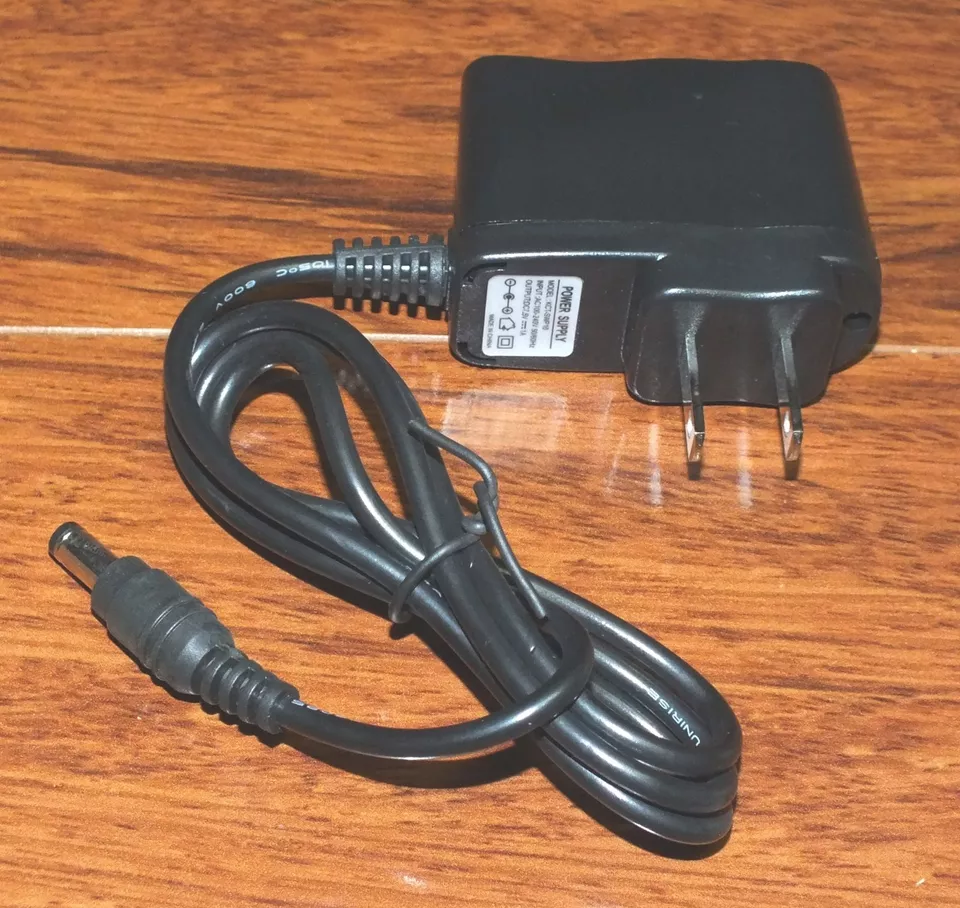 Unbranded / Generic AC Power Supply (KCT-SWP10) Output: DC 7 5 Volts & 1 Amp - Image 1 of 2