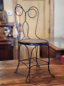 Antique Victorian Child's Ice Cream Parlor Chair Twisted Wrought Iron Wood Seat  - Picture 1 of 6