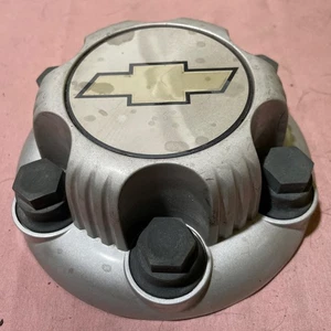 Chevrolet Silverado Tahoe 1500 Truck Cover Wheel Center Cap HUBCAP 1999-2004 OEM - Picture 1 of 7