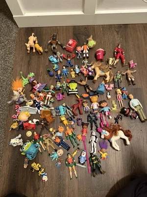 Gran Lote de Juguetes - Stock Rellenos! Figuras de acción Foto 1 de 4