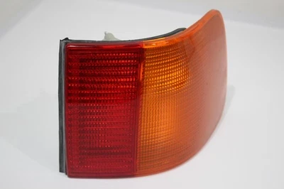 Новый оригинальный кластер правых задних фонарей для Audi A6 C4 Saloon OS 9EL138.568-031 - Изображение 1 из 4