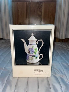 Hydrangea Tea for One Porcelain Teapot and Cup set Flowers and Butterfly - Picture 1 of 6