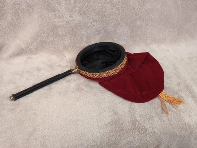 Beautiful VELVET CHANGE BAG Magic Trick Prop - Image 1 of 4