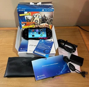 Sony PS Vita PCH-2001 Slim Borderlands 2 Edition mit Ladebox getestet funktioniert - Bild 1 von 16