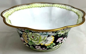 Bowl, Famille Noire, Enamel on Brass, Cloisonné, Mille Fleur Design, Vintage - Picture 1 of 8
