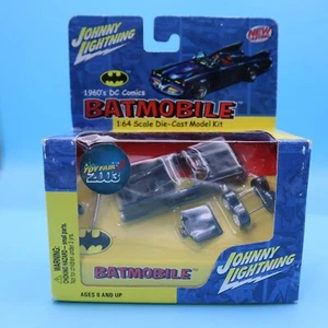 VINTAGE Johnny Lightning 2003 New York Toy Fair Exclusive Batmobile Model Kit - Picture 1 of 4
