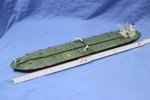 1:700 Modellbausatz Schiff großer Tanker Eigenbau gebaut - bemalt - Bild 1 von 3