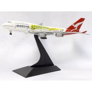 Dragon #56204 1/400 Qantas B747-400 'Socceroos' - Picture 1 of 1