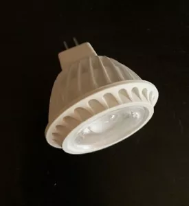 MR16 LED 7 Watt 50,000 Hr 2700k Warm White Light Landscape Bulbs - Picture 1 of 2