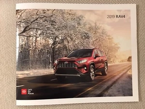 Toyota RAV4 30 Seiten Original Verkaufsprospekt 2019 - Bild 1 von 1