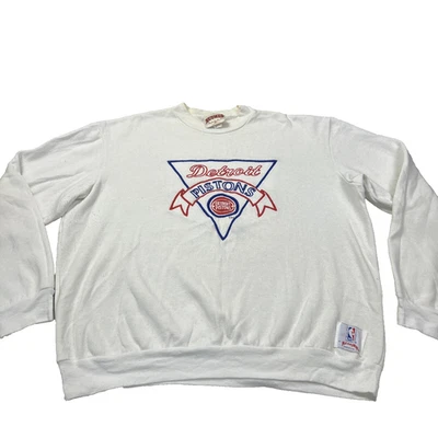 Suéter De Colección Nutmeg Mills Detroit Pistons Cuello Redondo Para Hombres XL Bordado Foto 1 de 4