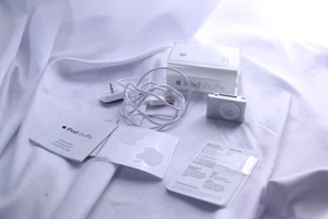 Apple iPod shuffle 2. Generation 1GB Sealed Versiegelt  A1204 - Bild 1 von 9