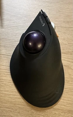 ProtoArc EM05 NL Vertical ERGONOMIC Wireless Violet Trackball Rechargeable Mouse - Image 1 of 4