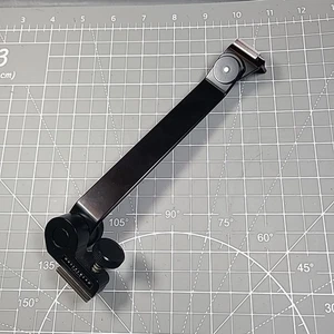 Hasselblad Flashgun Cold Shoe Extension Arm For Flash, Meter Or Other Accessory - Picture 1 of 5