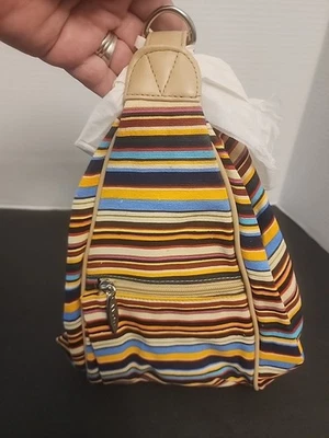 Mochila Avon Comfort Stripes Foto 1 de 4