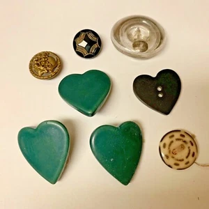 MISC PLASTIC BUTTON LOT - Picture 1 of 4