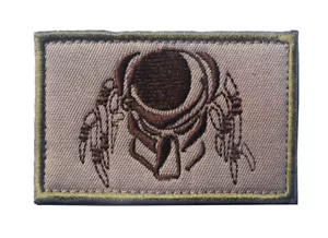 Parche de bucle de gancho táctico bordado película DEPREDADOR AvP retro desierto vintage - Imagen 1 de 6