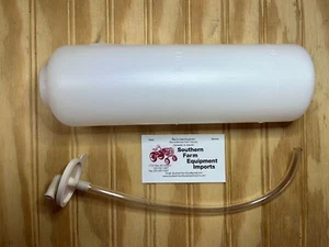 COOLANT OVERFLOW TANK FOR JOHN DEERE JD650, 750, 870, 970, 950, CH12866, CH15518 - Picture 1 of 1