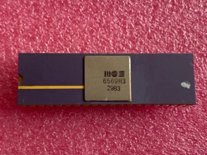 6569R3 MOS VIC Video Chip IC pour Commodore C64,SX64 CERAMIK GOLD P.W:29 83,works - Photo 1 sur 2