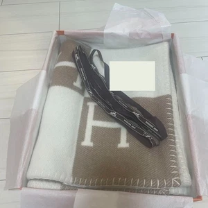 HERMES AVALON THROW Baby Plaid BLANKET Wool Cashmere Brown W/Box Unused. - Picture 1 of 4