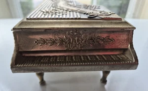 Antigua caja de música con forma de piano dorada joyero estilo victoriano **defecto** - Imagen 1 de 6