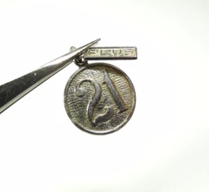 VINTAGE PLUS 21 JAHRE ALTER RUNDER WELLS STERLINGSILBER 925 ANHÄNGER CHARM - Bild 1 von 7